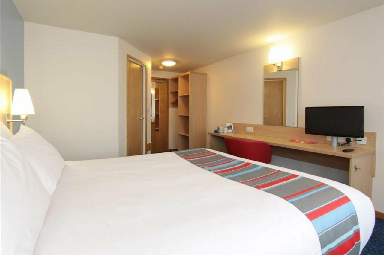 Travelodge Dunfermline Exterior foto