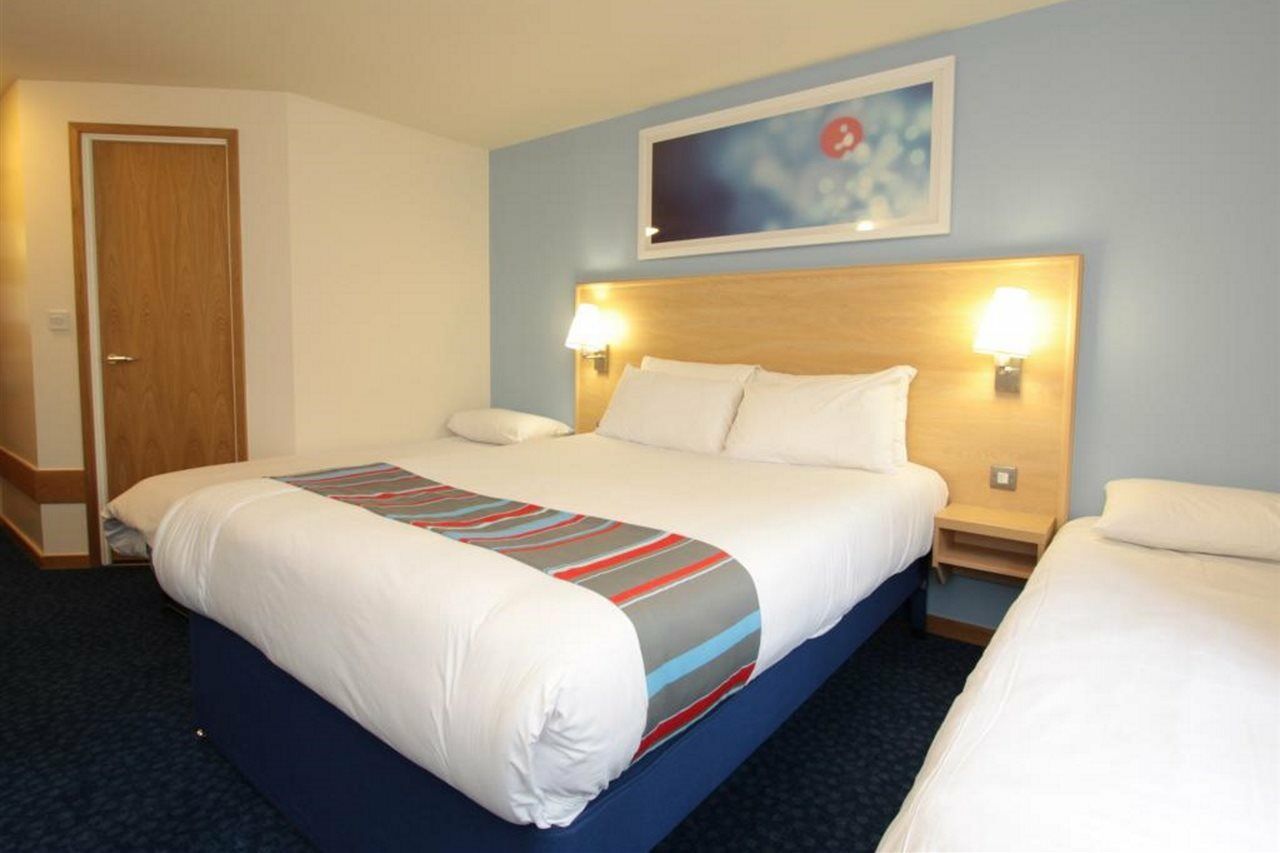 Travelodge Dunfermline Exterior foto